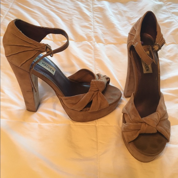 Steve Madden Platform High Heels - Picture 3 of 3